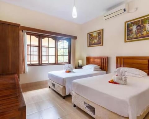 Bungalow With Twin Beds | 1 bedroom, in-room safe, desk, free cribs/infant beds