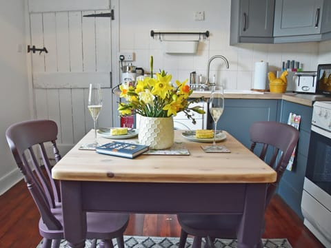 Cosy open plan kitchen/living room | Fern Cottage, Thorngrafton, near Bardon Mill