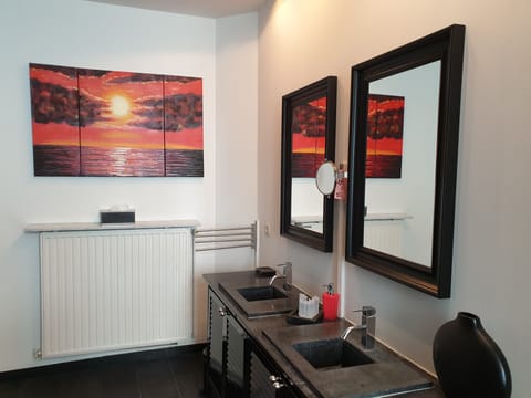 Deluxe Suite, Terrace | Bathroom | Separate tub and shower, deep soaking tub, rainfall showerhead