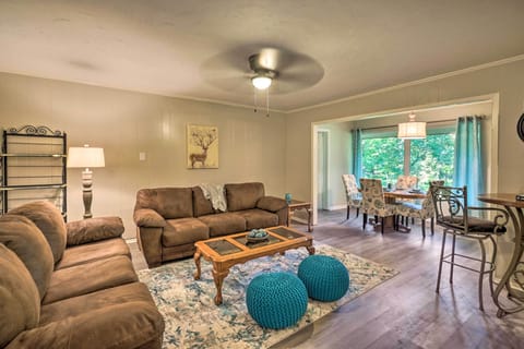 Avinger Vacation Rental | 3BR | 2BA | 1,600 Sq Ft | Stairs Required
