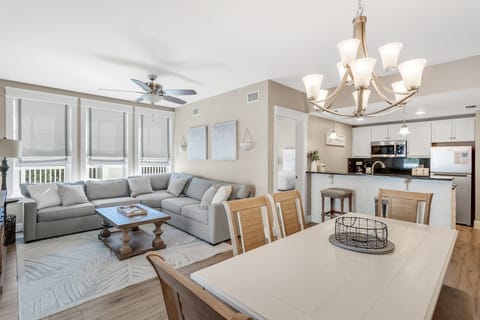 Living & Dining Area
