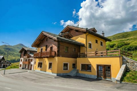 Family Apartment, Multiple Bedrooms, Mountainside (Sole Ski in- Ski out 50m) | Exterior