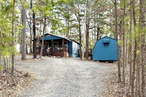 Broken Bow Vacation Rental | 2BR | 1BA | 756 Sq Ft | Step-Free Access