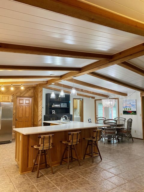 Newly Remodeled Kitchen