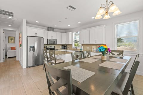 The kitchen was newly upgraded, featuring stainless steal appliances
