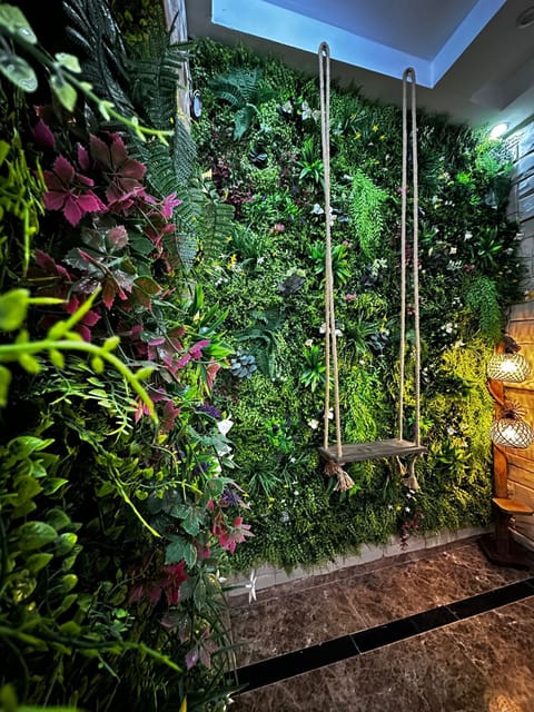 Sauna, Turkish bath, deep-tissue massages, Thai massages