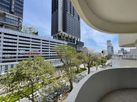 Twin Room, Private Bathroom | Laptop workspace, free WiFi, bed sheets
