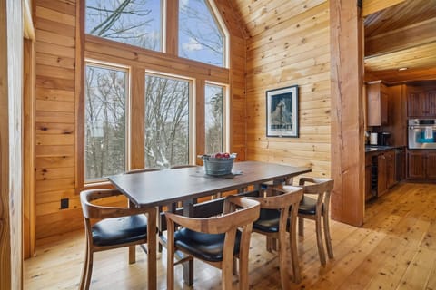 Whether or not you are eating breakfast or having a snack, with all of this natural lighting, dining will be glorious.
