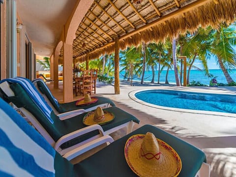 Casa Rosa Tulum Beachfront villa - Casa Rosa Tulum, your perfect vacation villa on the Riviera Maya