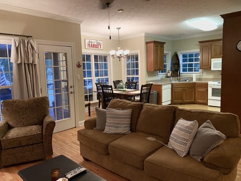 Living area 1st floor