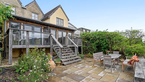 Rear Exterior, Mercia House, Bolthole Retreats