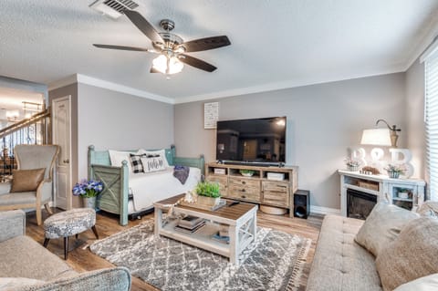 Couches and daybed in family room