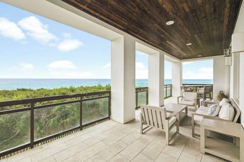 Welcome to 'Three Amigos Gulf Front' in Seagrove Beach!