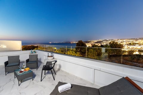 Premium Suite with Terrace and Panoramic Sea View | Terrace/patio