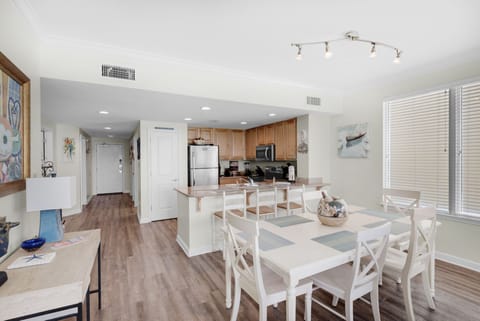 Dining room table plus eat-in bar seating