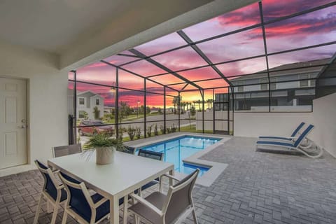 Private pool