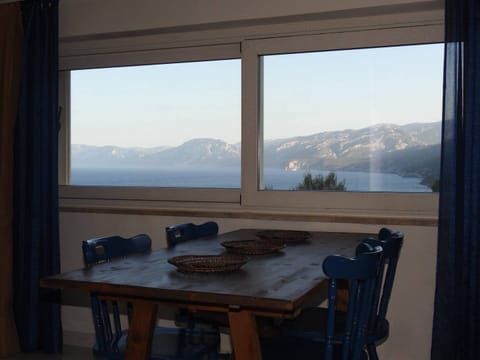 Apartment, 2 Bedrooms, Smoking, Terrace | Dining room