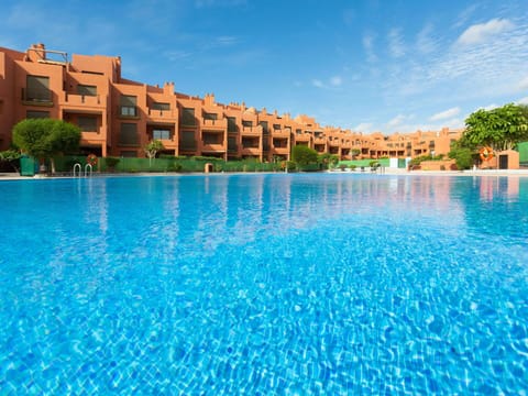 Swimming Pool, Resort, Resort Town, Azure, Building, Town, Aqua, Leisure, Water, Vacation