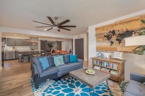 Living room at entry way. LOVING the decor!