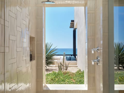 Suite, 1 King Bed, Ocean View (Penthouse, Plunge Pool) | Bathroom | Eco-friendly toiletries, hair dryer, towels