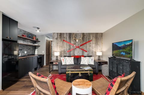 Reclaimed wood and vintage ski accents