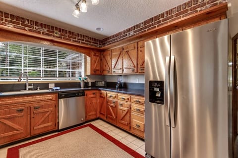 Stainless Steel Appliances including Dishwasher