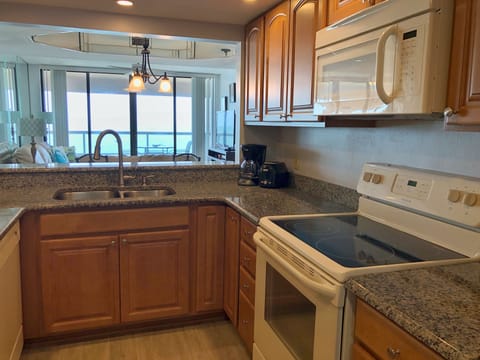 Beachfront Kitchen! - Enjoy a Beachfront View from the Kitchen, too! You'll Actually Enjoy Washing Dishes With This View!