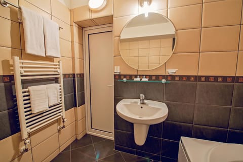 Free toiletries, hair dryer, bidet, towels