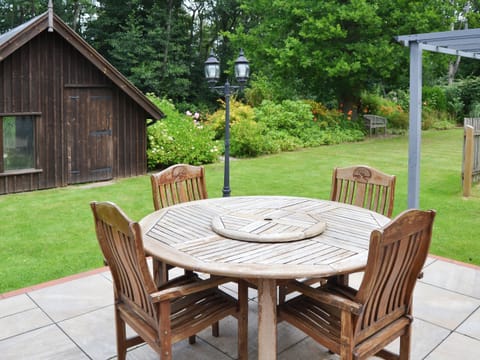 Patio | The Anchorage, Wroxham