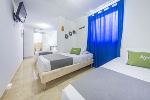 Triple Room | WiFi (free), bed sheets