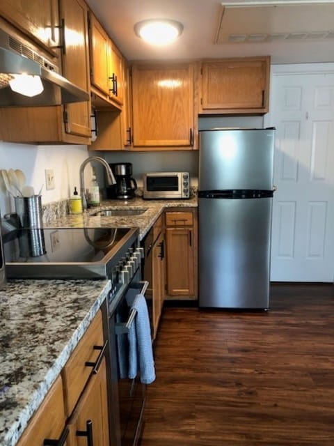 Kitchen view, fully furnished 