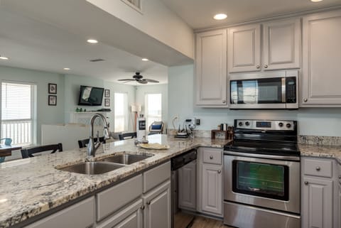 Island Escape Dauphin Island Vacation Home