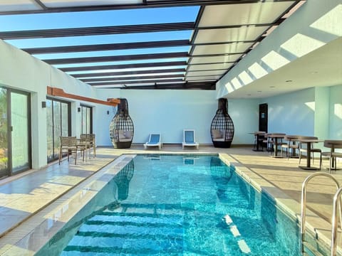 Indoor pool, outdoor pool
