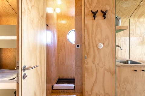 Wikkelhouse | Bathroom | Shower, eco-friendly toiletries