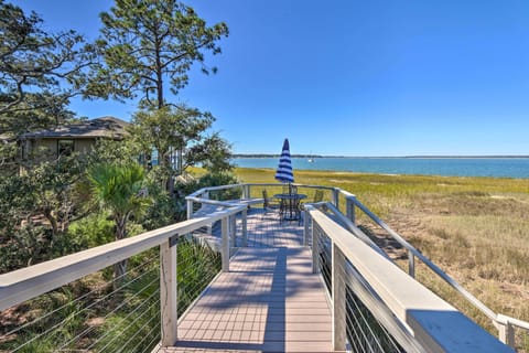 Hilton Head Vacation Rental House | 2BR | 2BA | Stairs Required | 916 Sq Ft