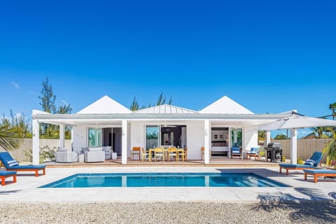 Pool and outside deck