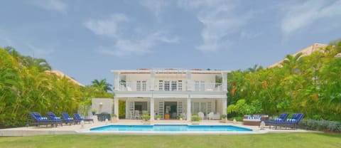 Tortuga B10 - Cozy villa in beach resort with staff and view of golf course (249)