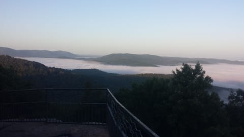 Jump Off Rock, an easy 10 minute drive from the cottage