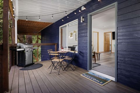 Great porch for a barbecue overlooking a peaceful setting. It was very clean and comfortable.   -Beth
