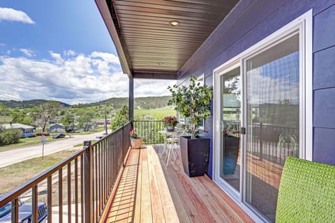 View of the comfortable balcony