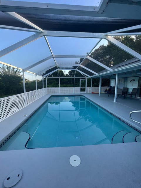 Pool 14x24 heated 3 ft one side 6ft other 