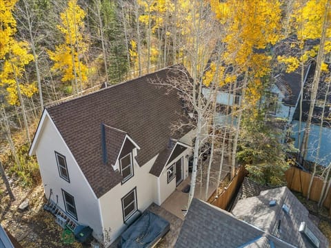 Beautiful historic district home with trails and hot tub
