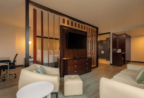 Suite, 1 King Bed | Premium bedding, down comforters, pillowtop beds, minibar