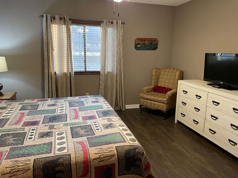 Rear Bedroom Overlooking The River