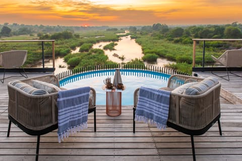 3 outdoor pools, open 7:00 AM to 6:00 PM, sun loungers