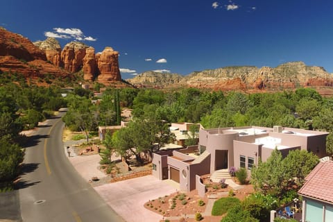 A stunning 3 bedroom West Sedona vacation home