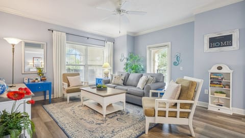 206 North Shore Place Bright and Updated 