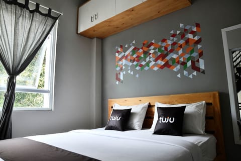 Superior Double Room | Desk, free WiFi