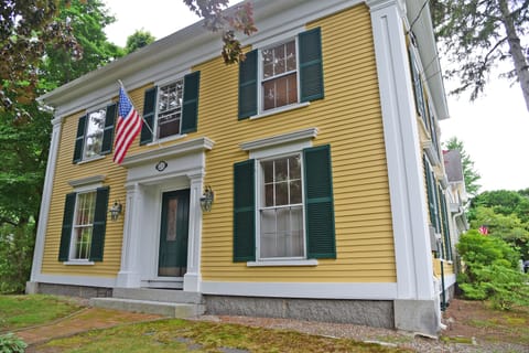 Welcome to Beach Walk!