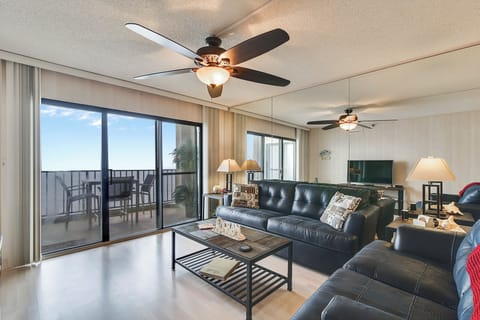 Floor Plan,Living Area,